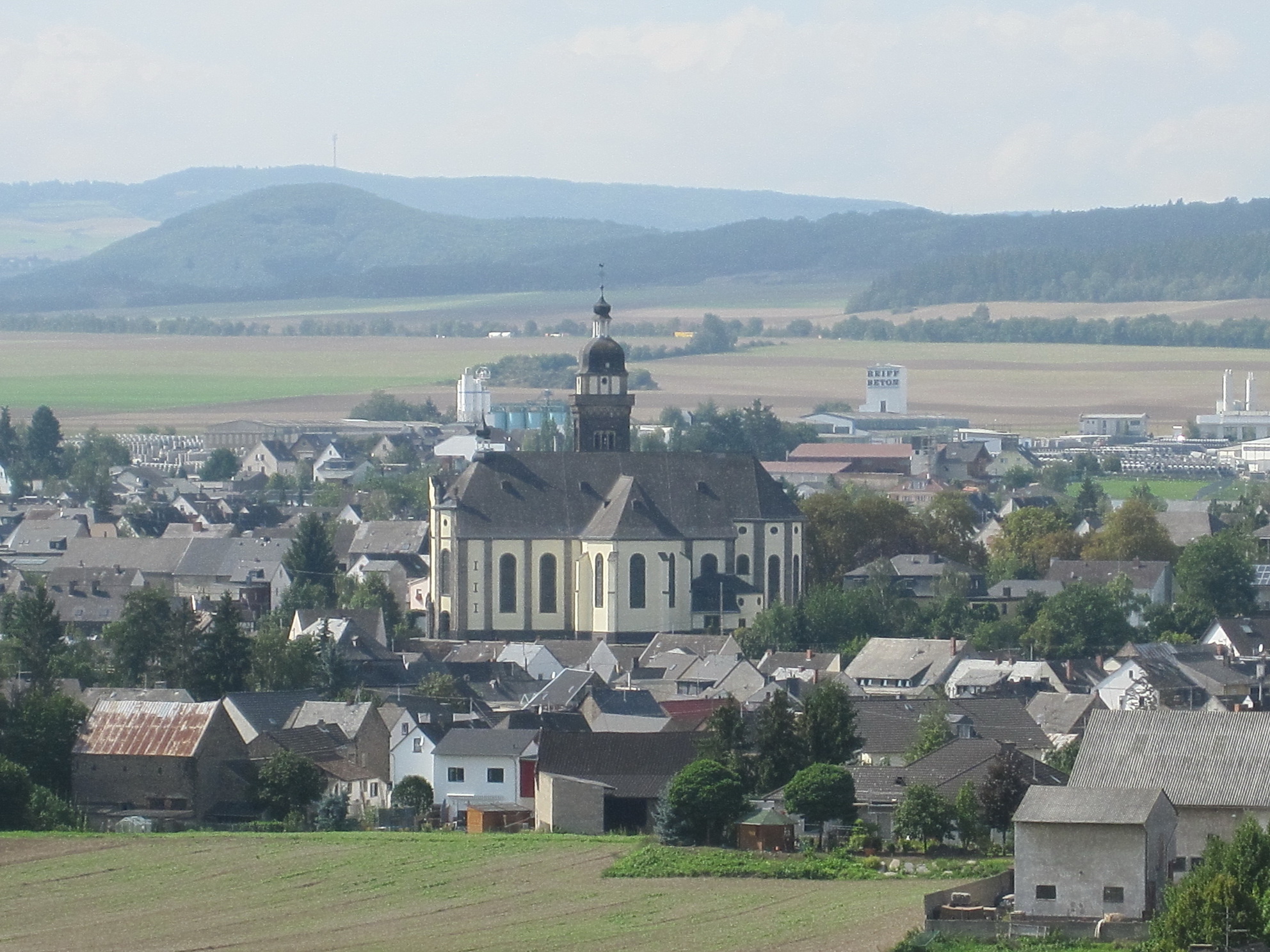 Eine Ebene nach oben